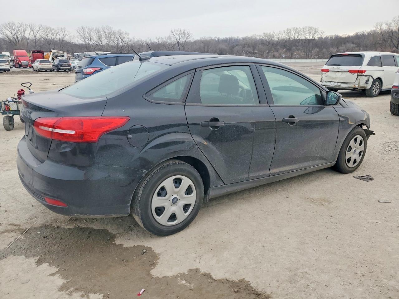2018 Ford Focus s
