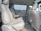 2014 Toyota Sienna xle 8-passenger