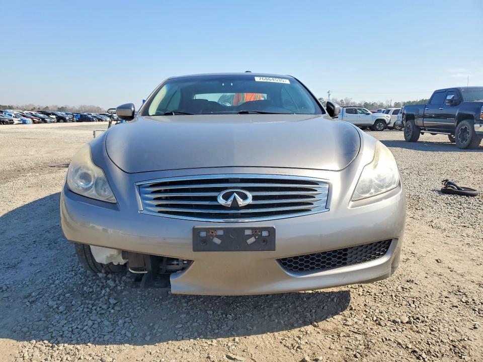 2009 Infiniti G37 Base
