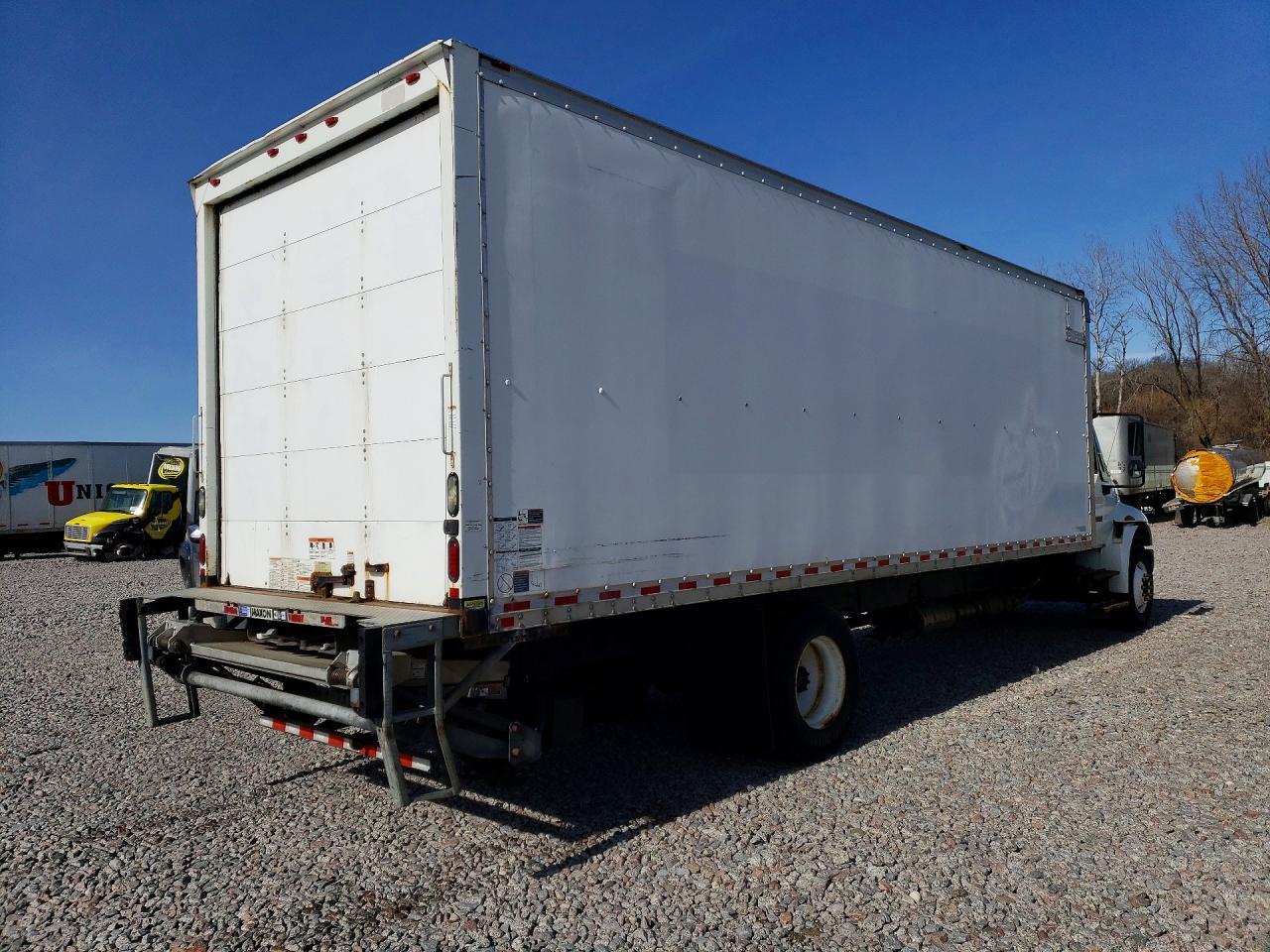 2017 International 4300 BOX Truck