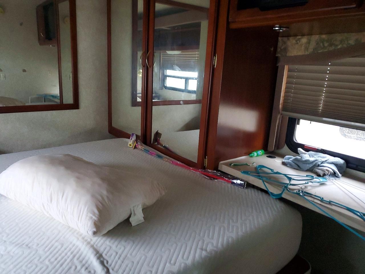 2003 Fleetwood 2003 Flet Bounder-RV