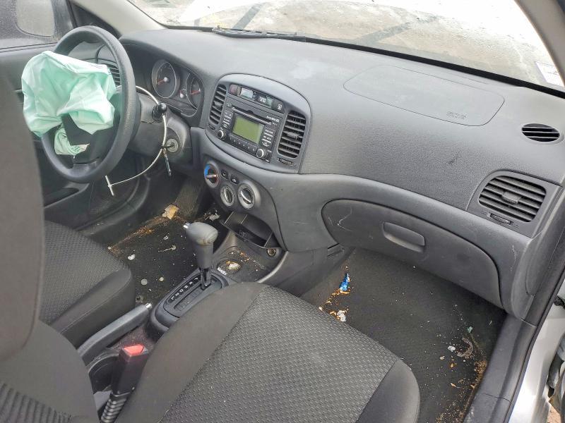 2011 Hyundai Accent gs