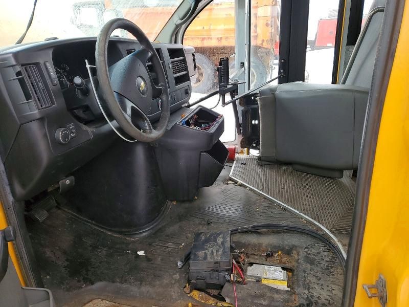 2012 Chevrolet 2012 Collins Bantam G3500-School Bus