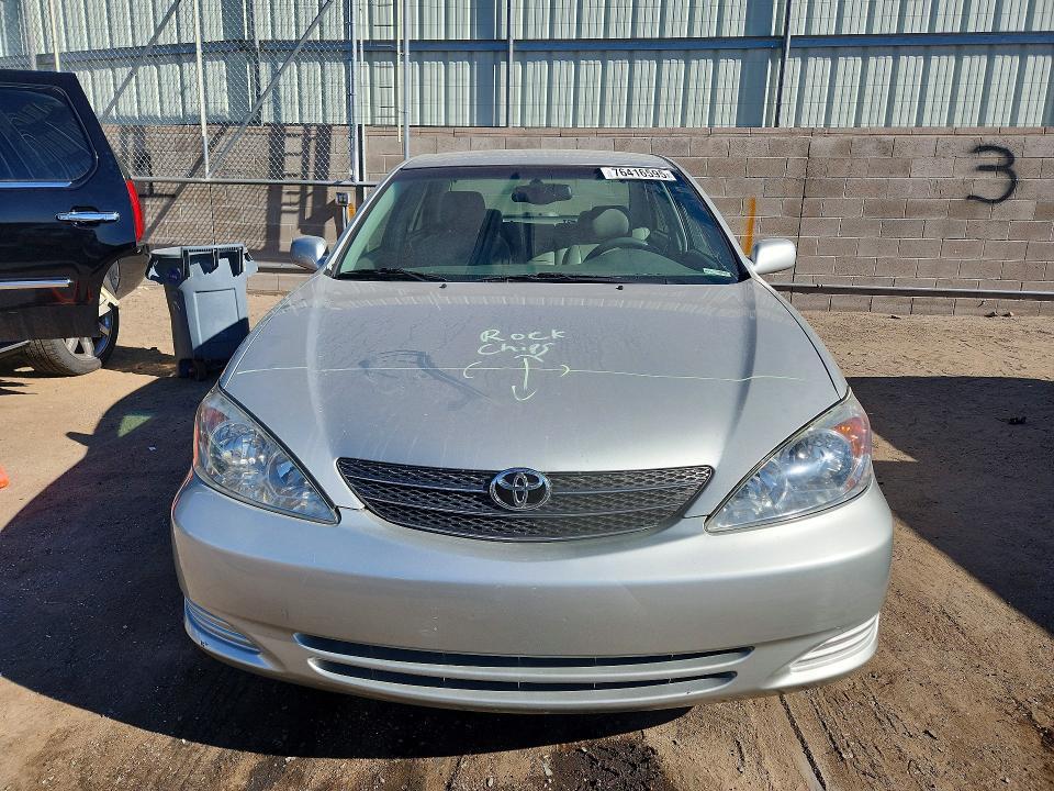 2002 Toyota Camry le
