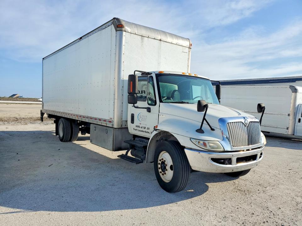 2010 International 4000 4300