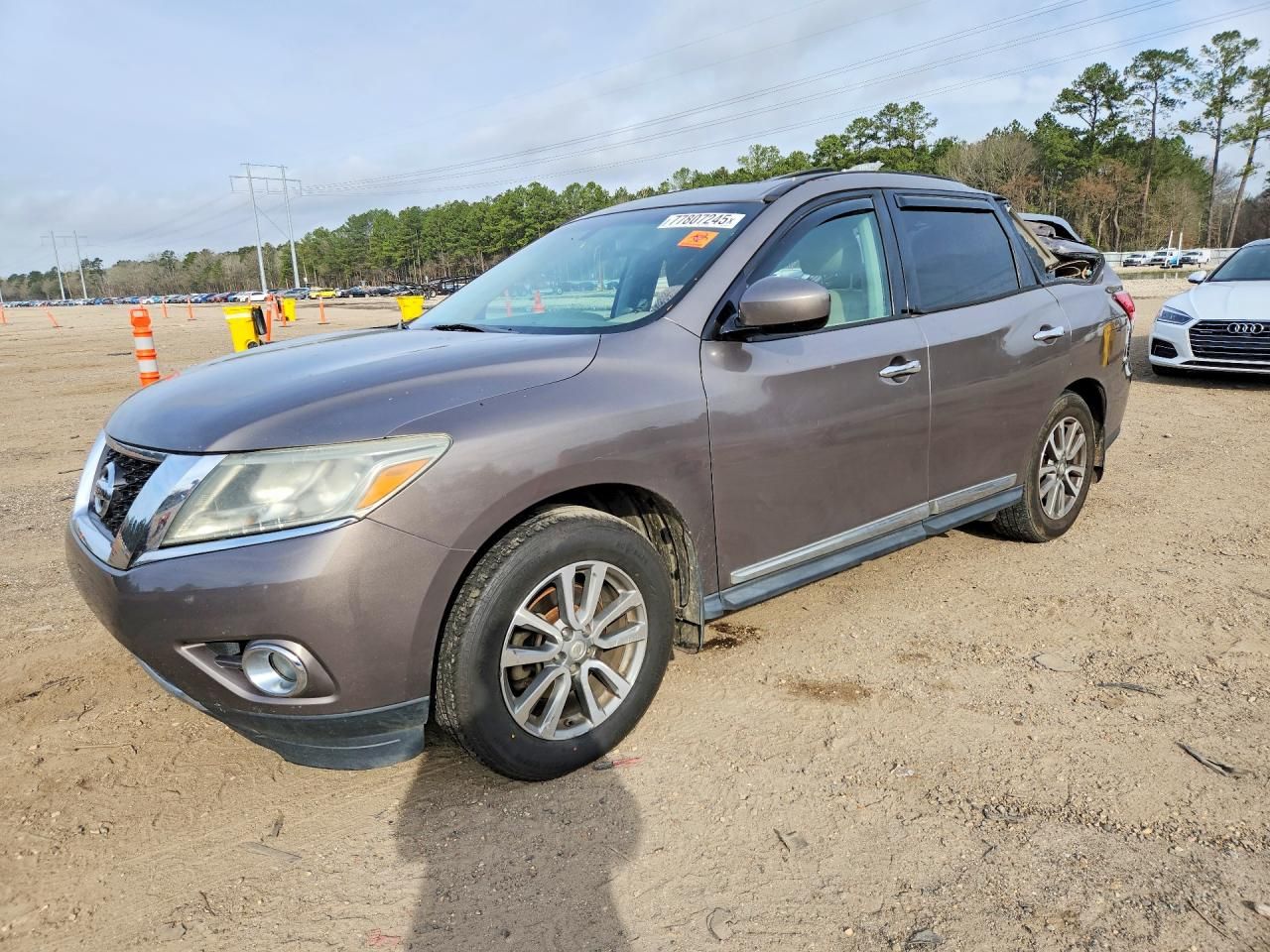 2014 Nissan Pathfinder s