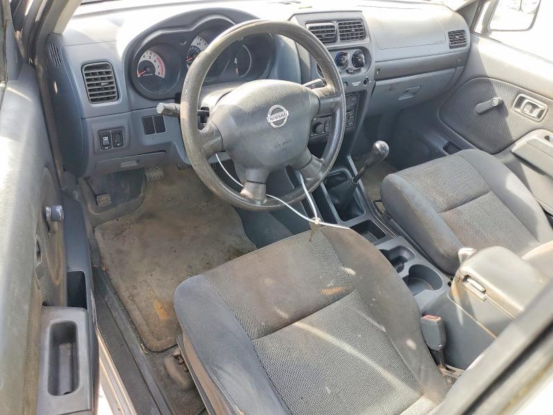 2004 Nissan Frontier Standard