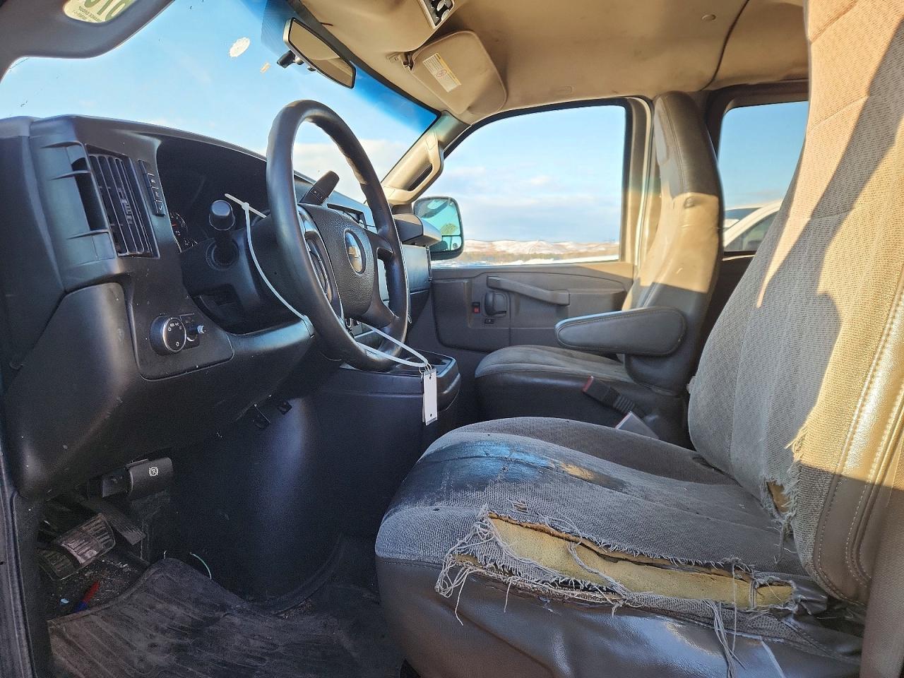 2017 Chevrolet Express G3500 LT