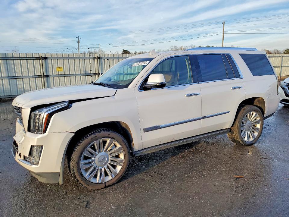 2016 Cadillac Escalade Platinum