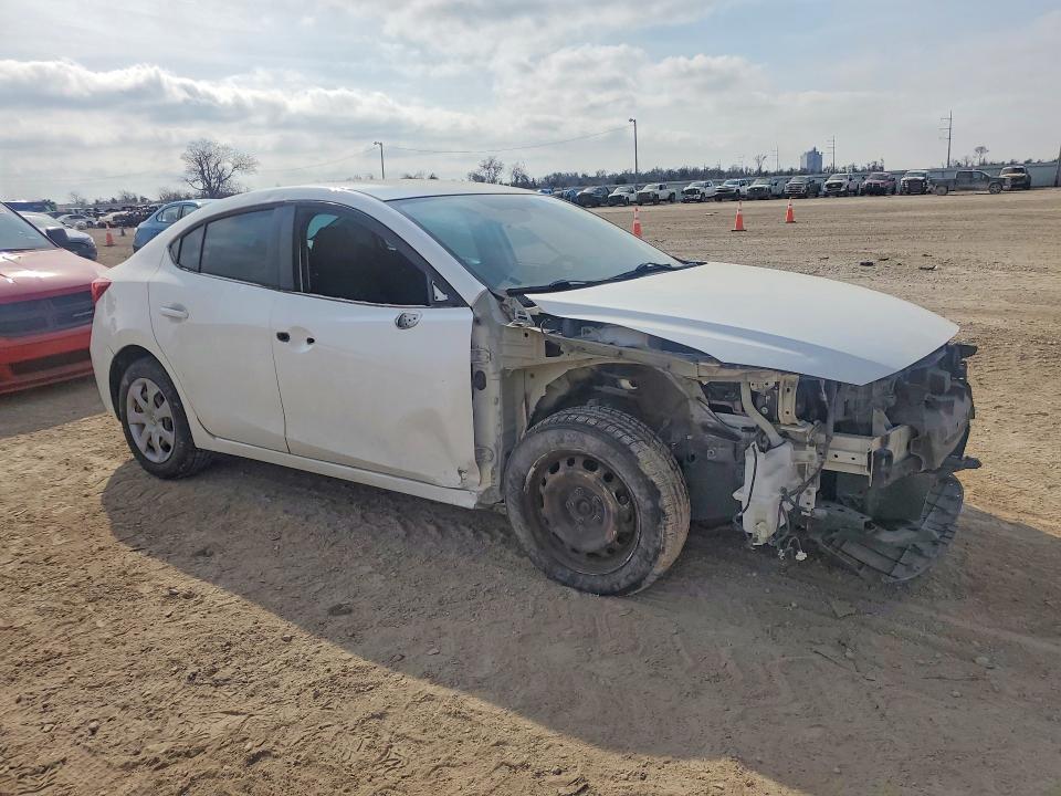 2015 Mazda 3 Sport