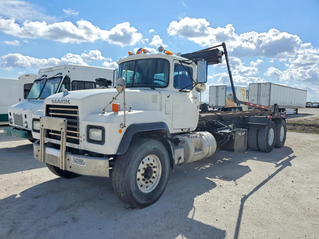 2002 Mack RB688S ROLL-OFF Container Truck