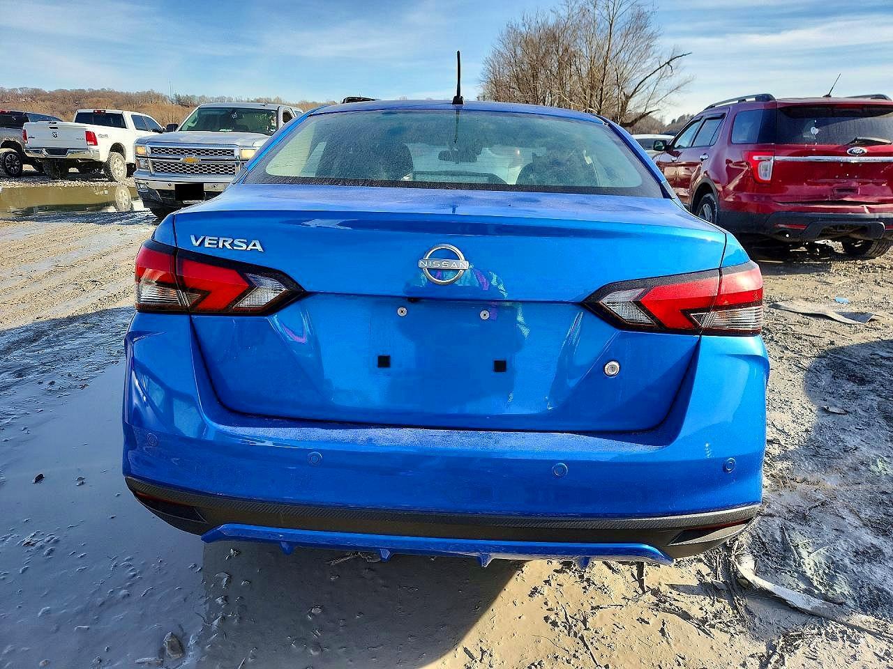2024 Nissan Versa s