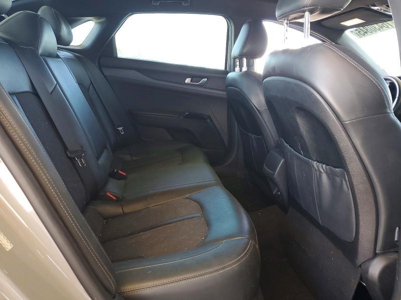 2021 KIA K5 gt Line