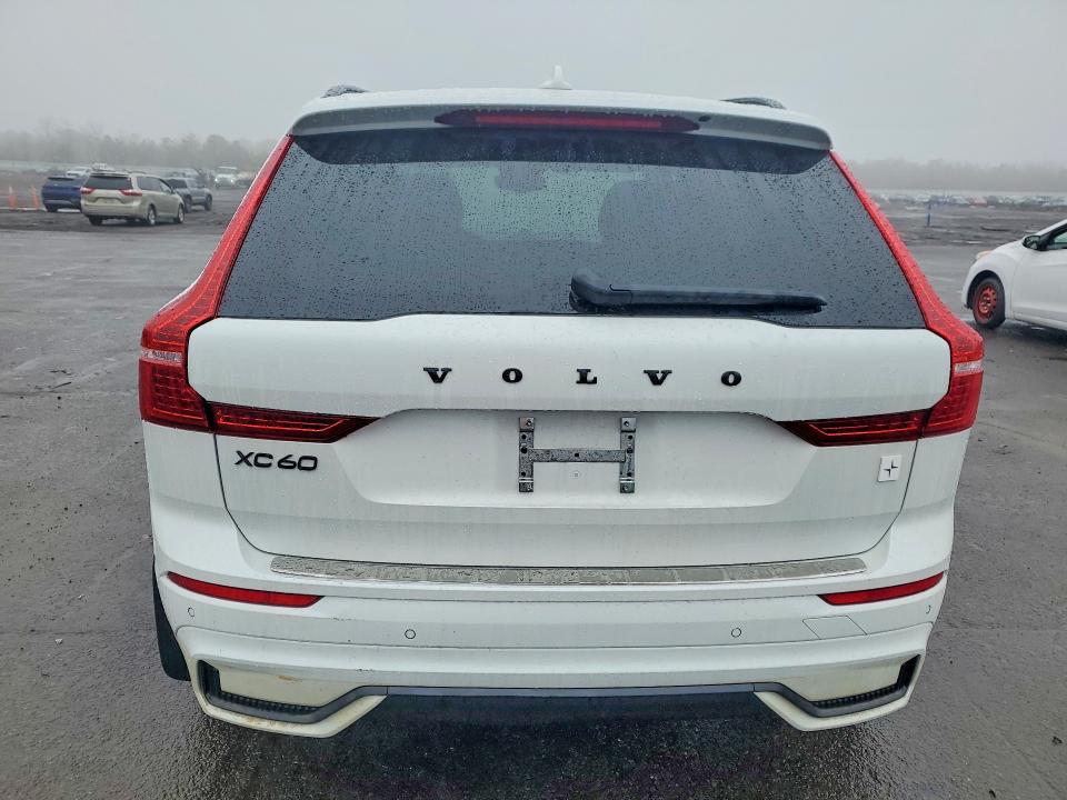 2022 Volvo Xc60 T8 Polestar Engineered