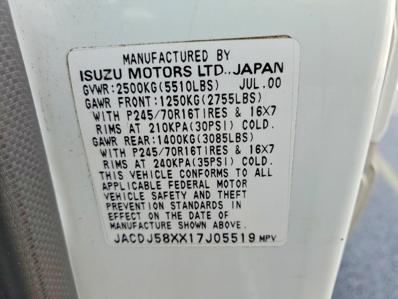 2001 Isuzu Trooper s