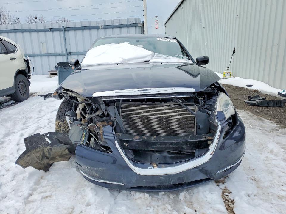 2012 Chrysler 200 lx