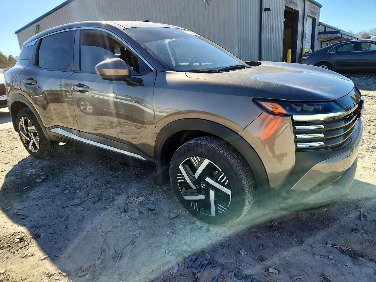 2025 Nissan Kicks sv