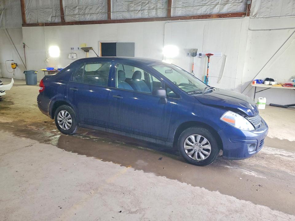 2010 Nissan Versa s