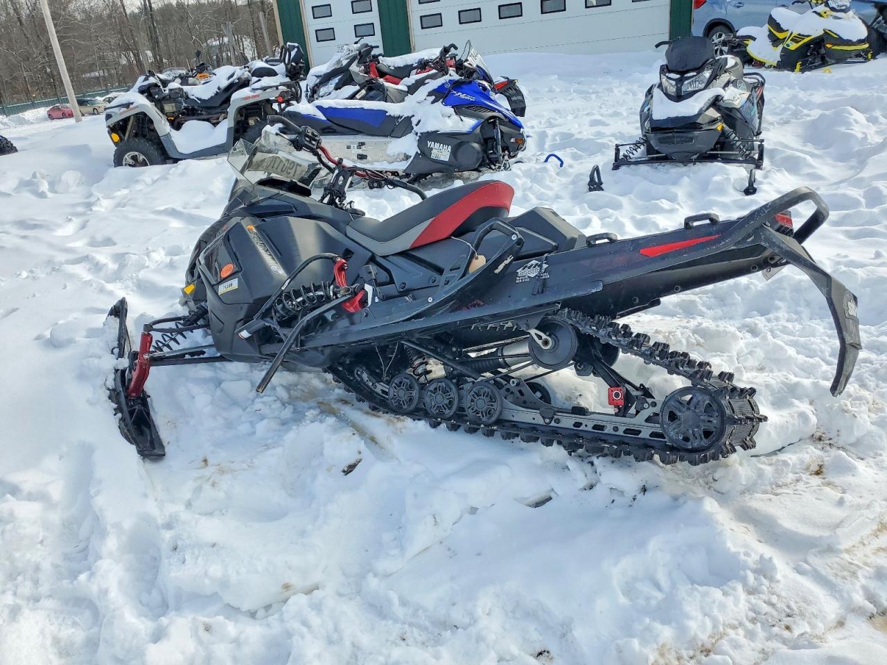 2025 Skidoo Renegade