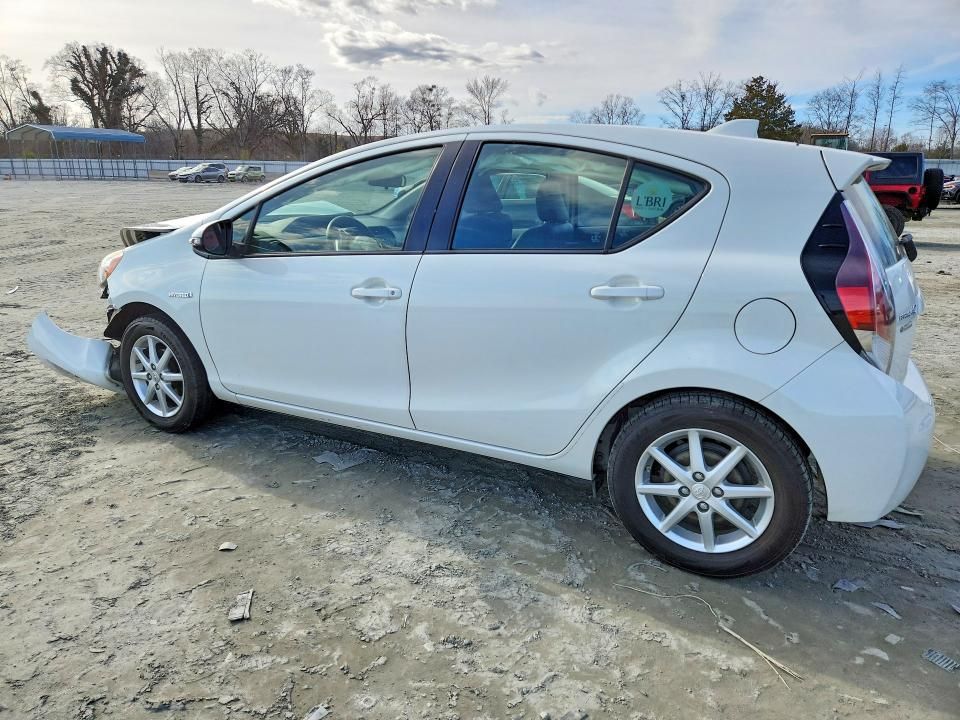 2015 Toyota Prius c