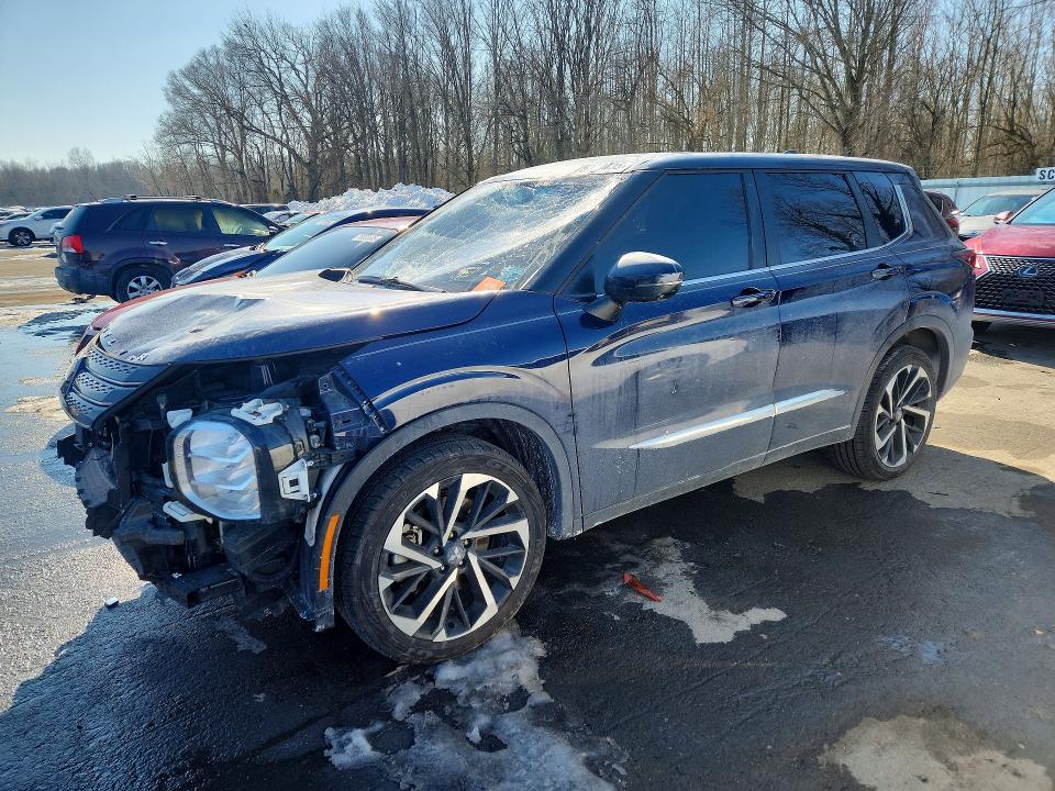 2024 Mitsubishi Outlander se