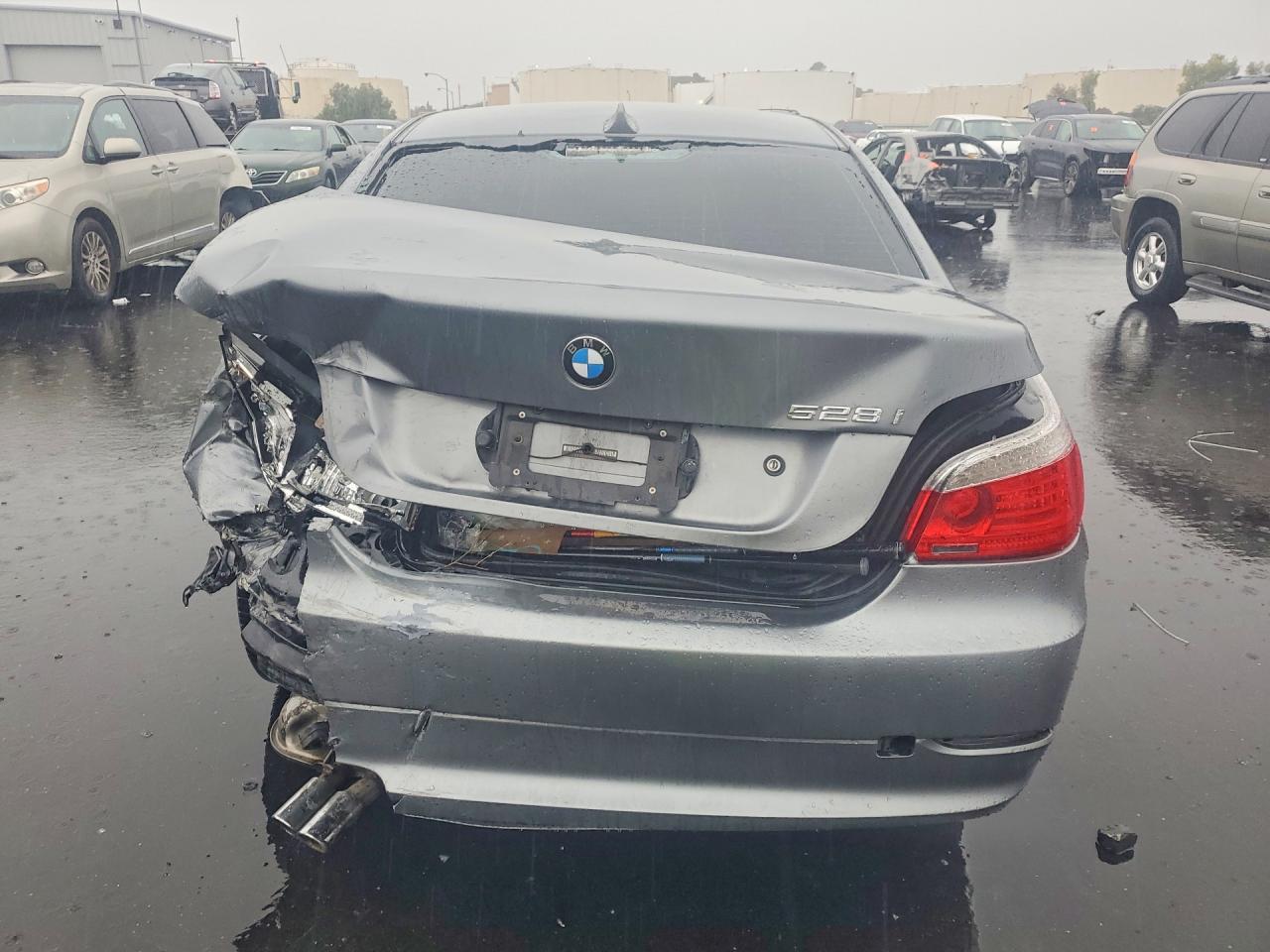 2008 BMW 528 i