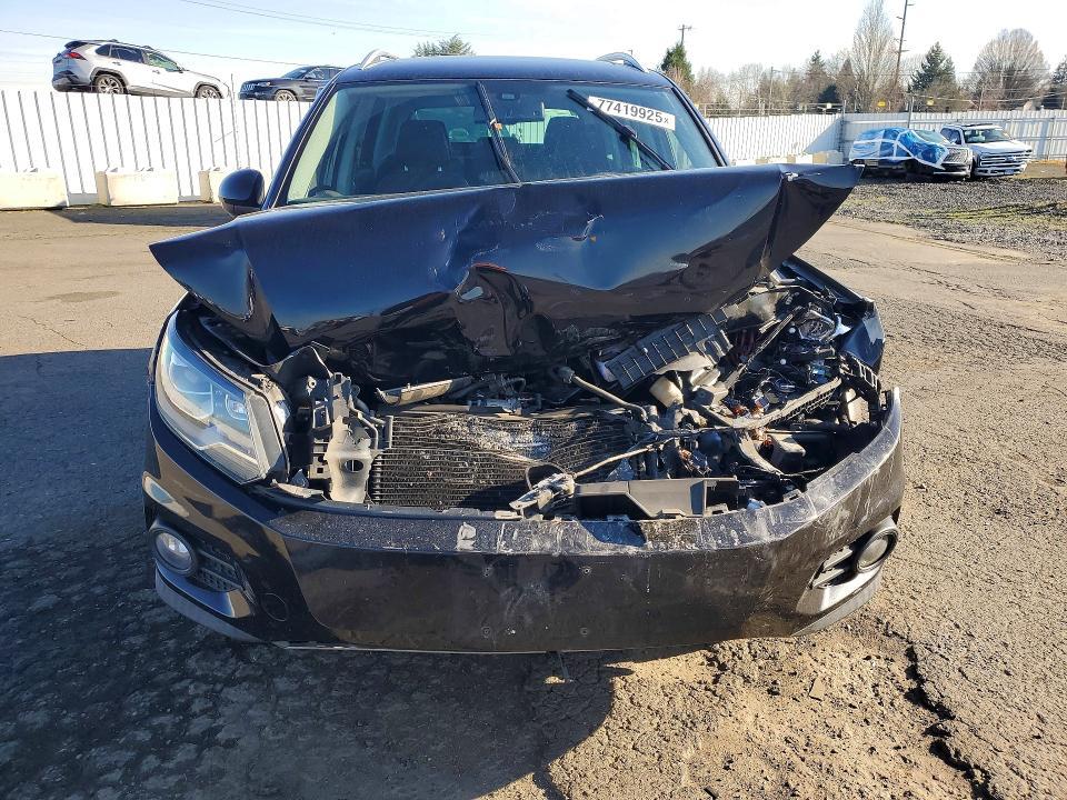 2016 Volkswagen Tiguan s