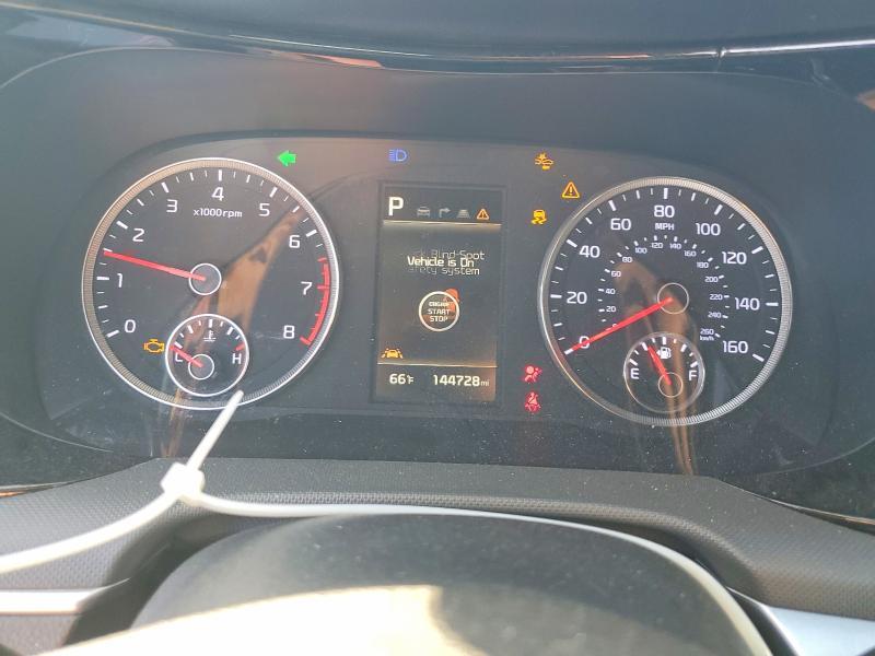 2022 KIA K5 gt Line