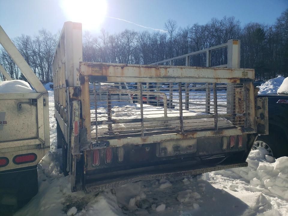 2016 GMC Sierra C3500 Flatbed Truck