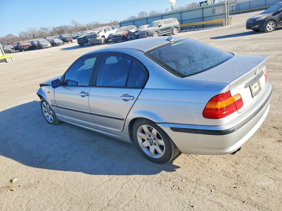 2004 BMW 325 i