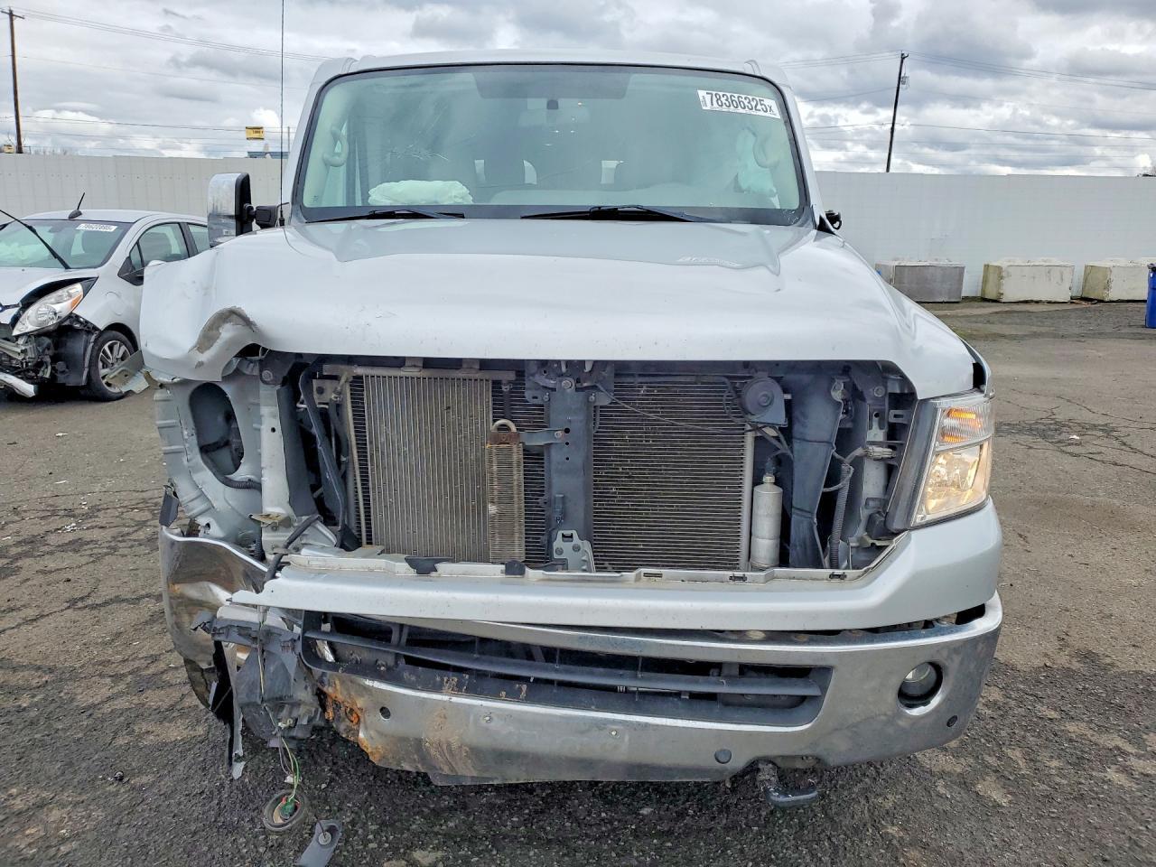 2019 Nissan 2019 Niss NV Passenger Van 350