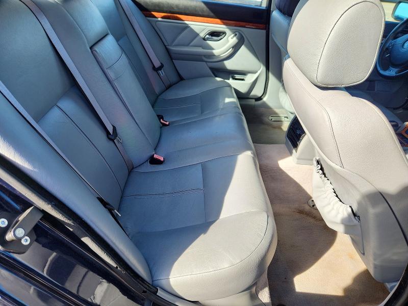 2001 BMW 530 i Automatic