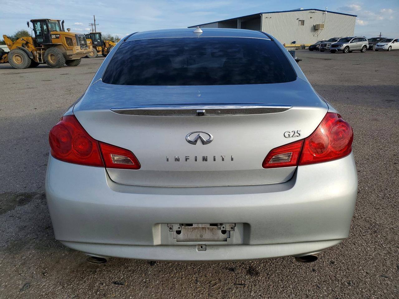2012 Infiniti G25 Base