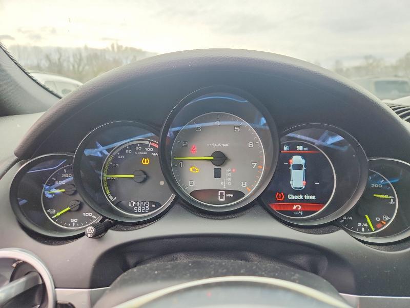 2017 Porsche Cayenne se Hybrid Platinum