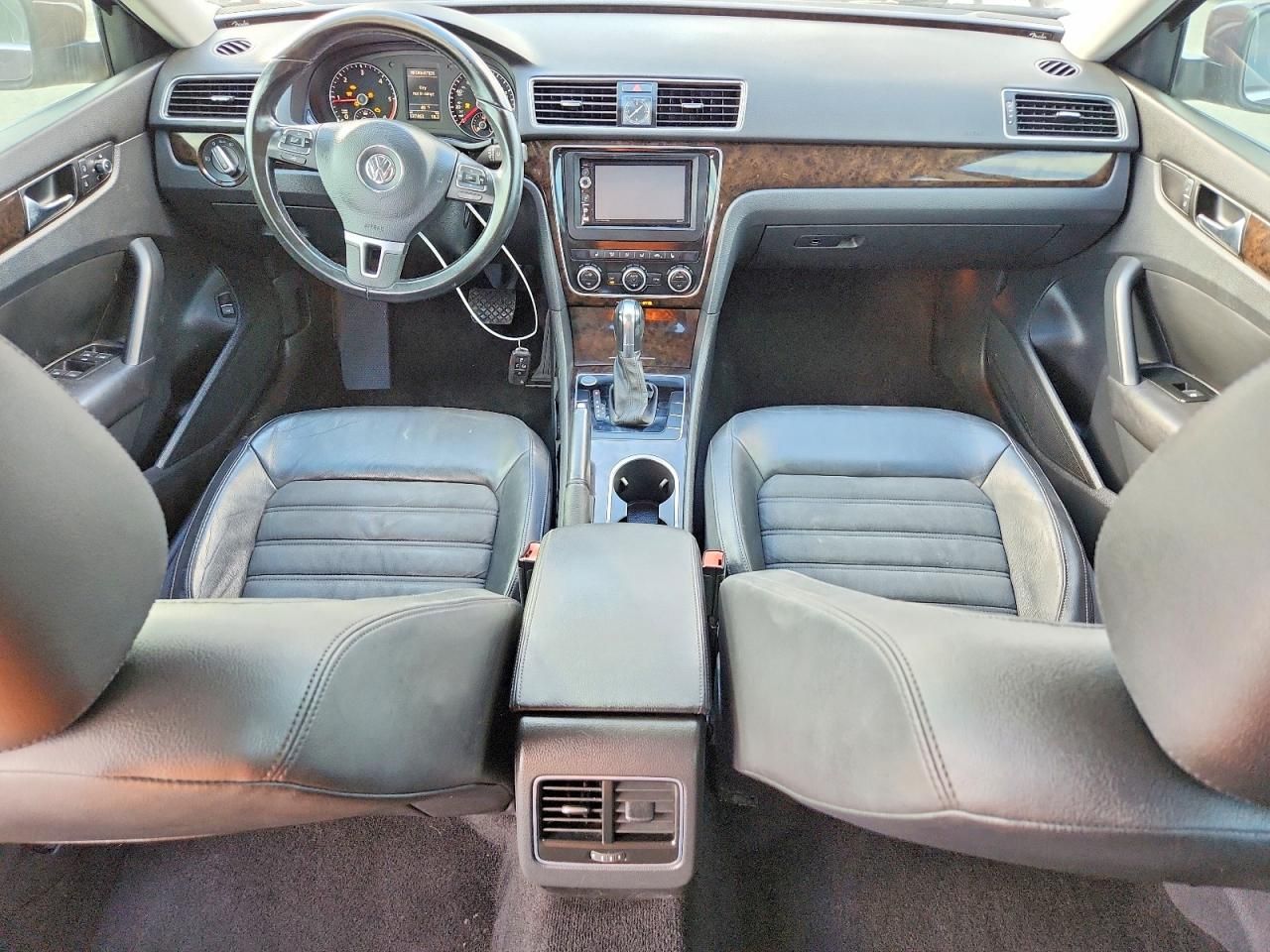 2014 Volkswagen Passat sel