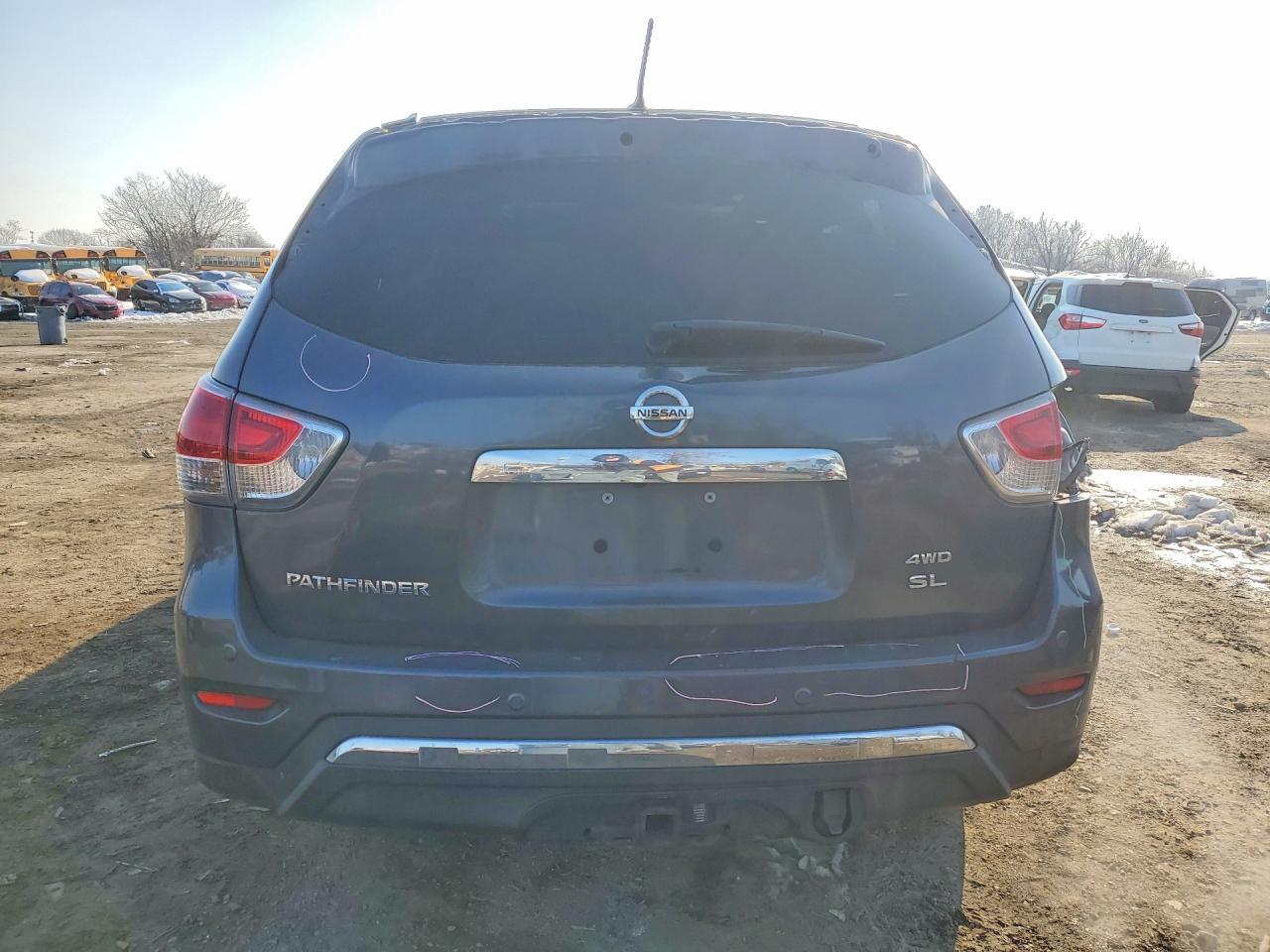 2014 Nissan Pathfinder s