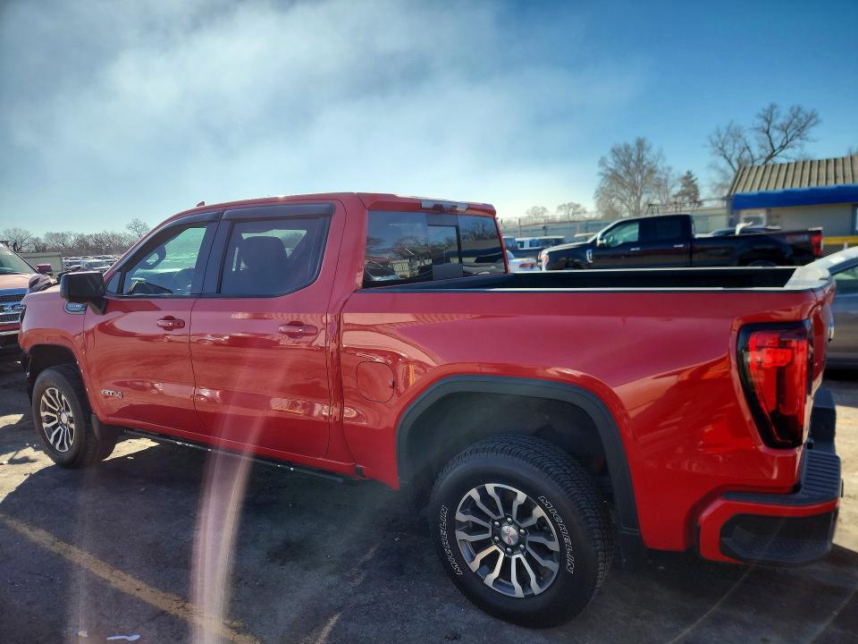 2021 GMC Sierra K1500 AT4