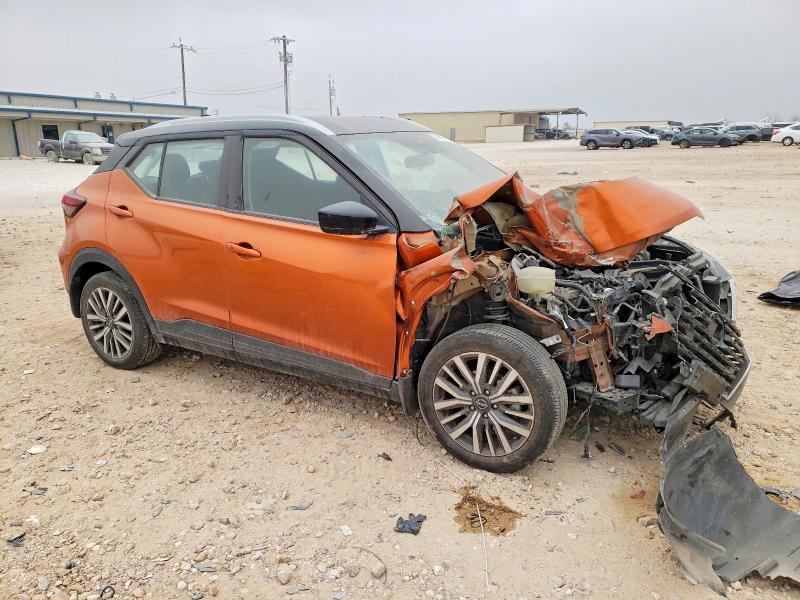 2023 Nissan Kicks sv