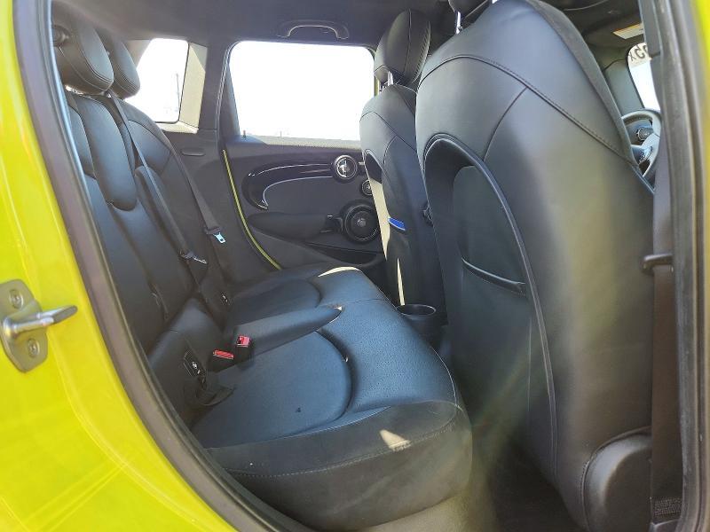 2023 Mini Cooper s