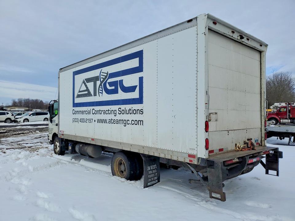 2015 Hino 195 BOX Truck