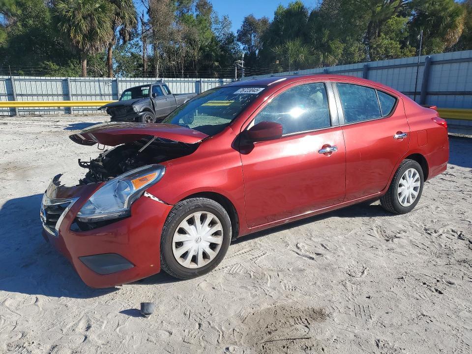 2019 Nissan Versa sv