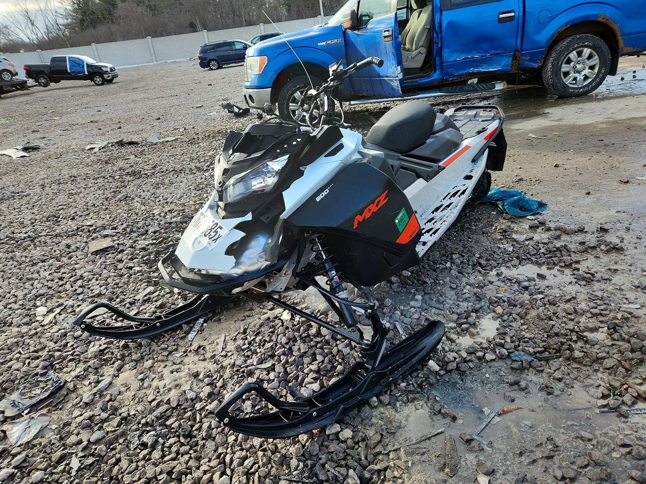 2022 Skidoo 2022 Skidoo MXZ600