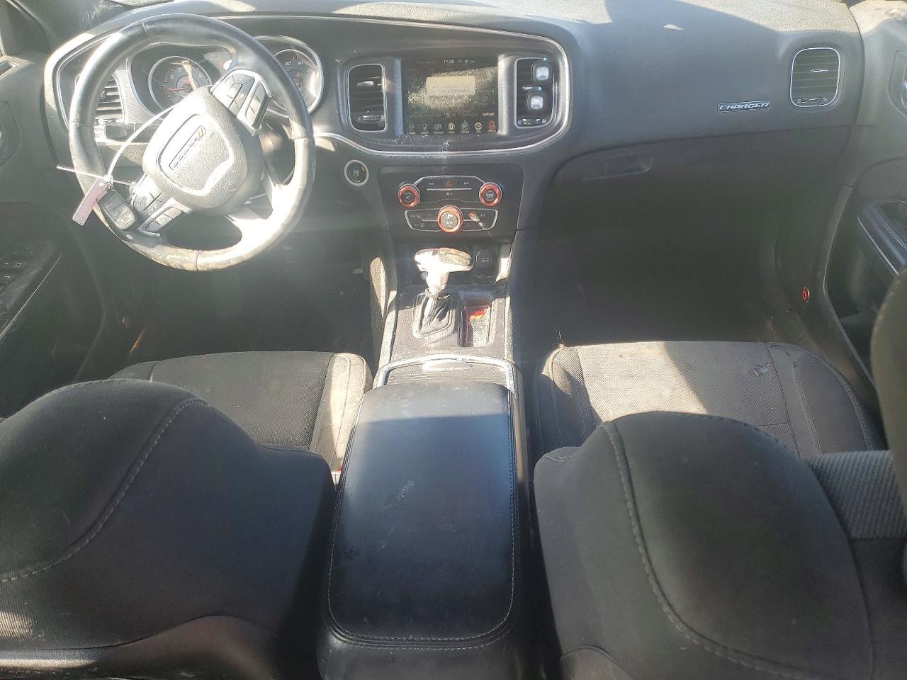 2016 Dodge Charger sxt