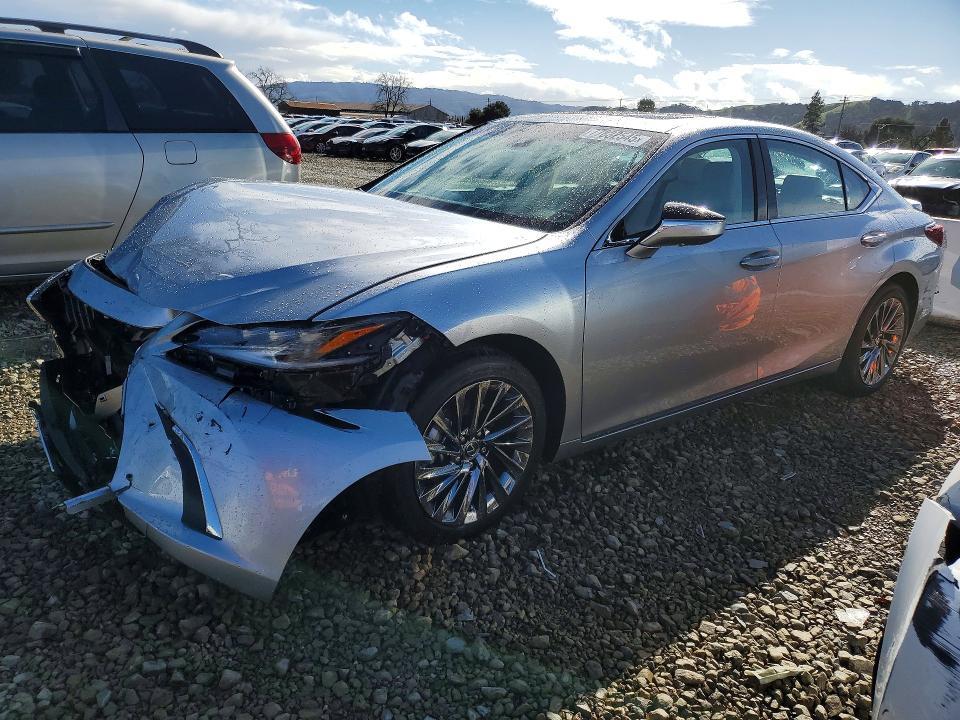2025 Lexus Es 300
