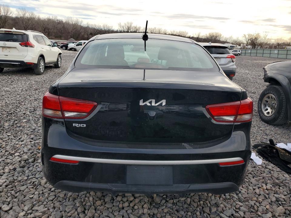 2022 KIA Rio lx