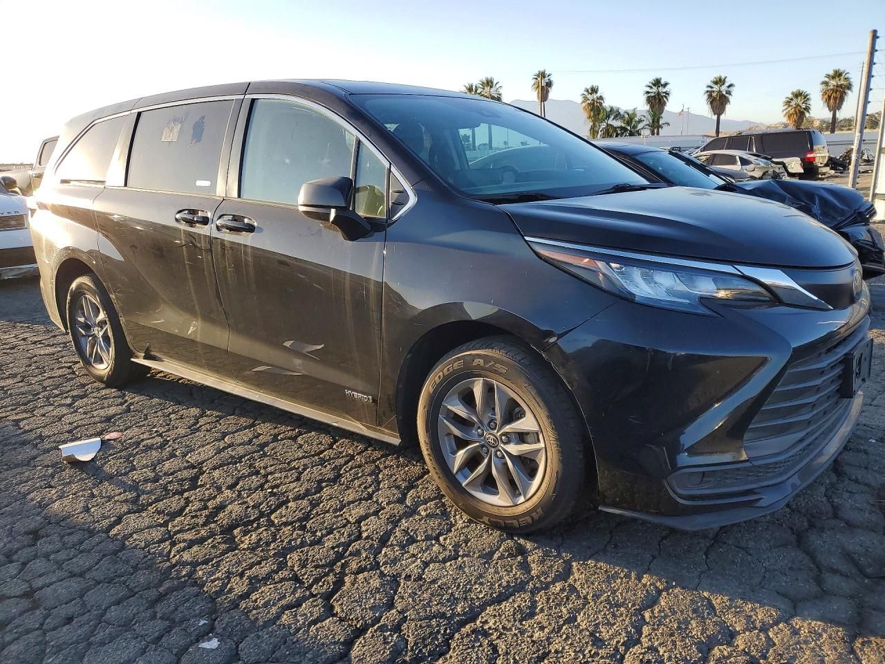 2021 Toyota Sienna le