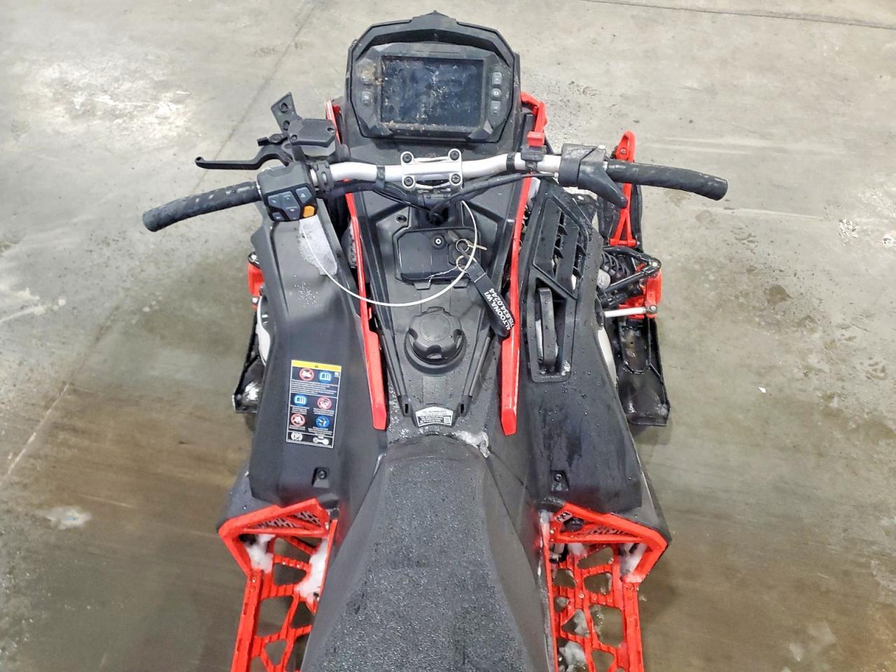 2024 Polaris 850 Indy VR1