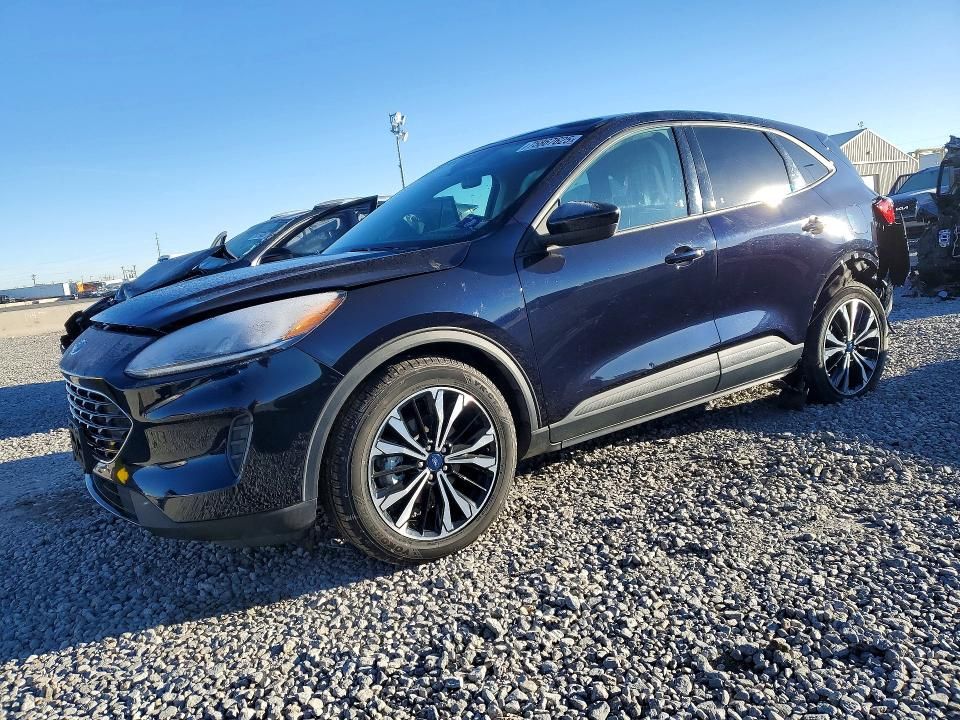 2021 Ford Escape se
