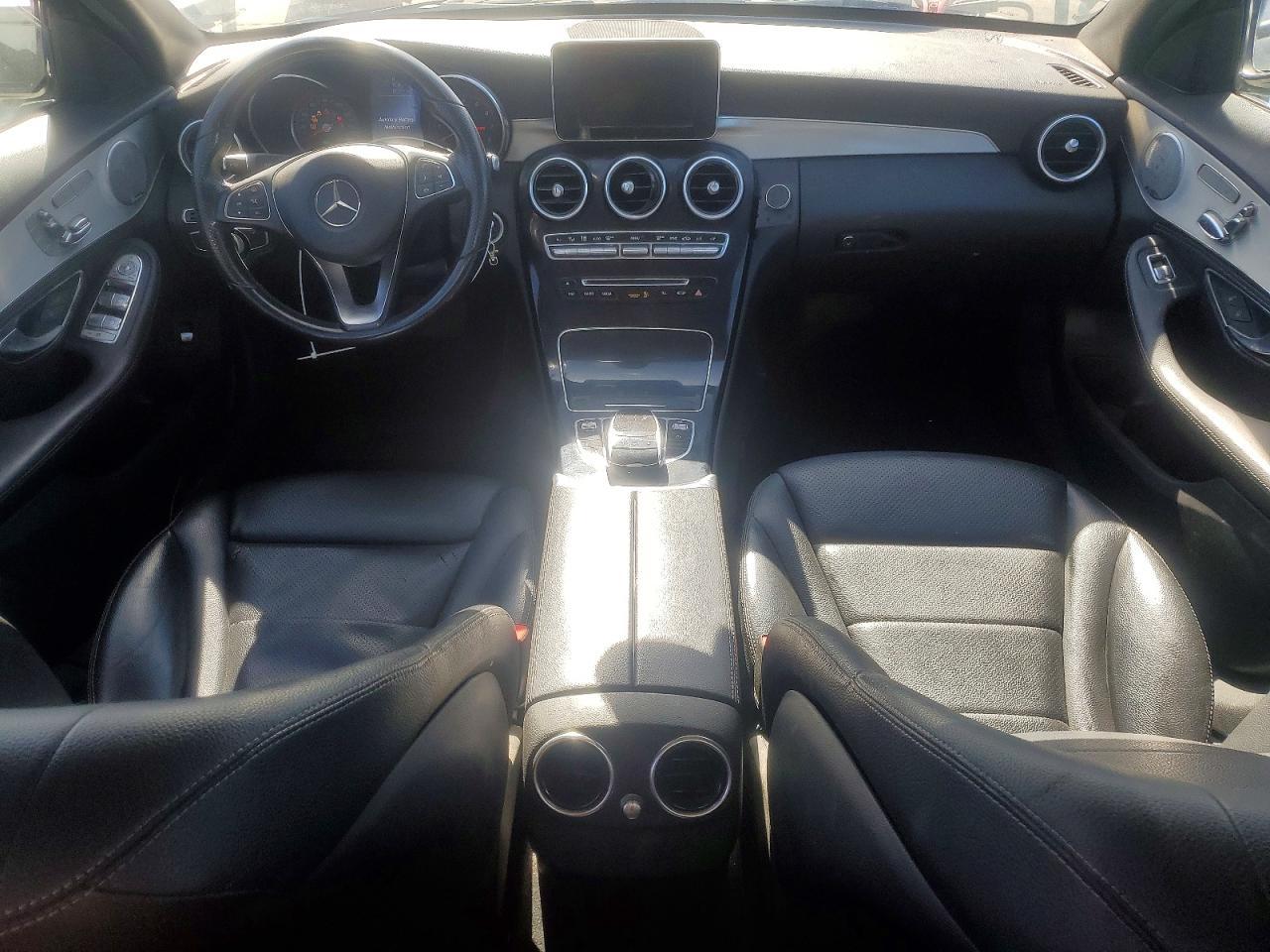 2015 Mercedes-Benz C300