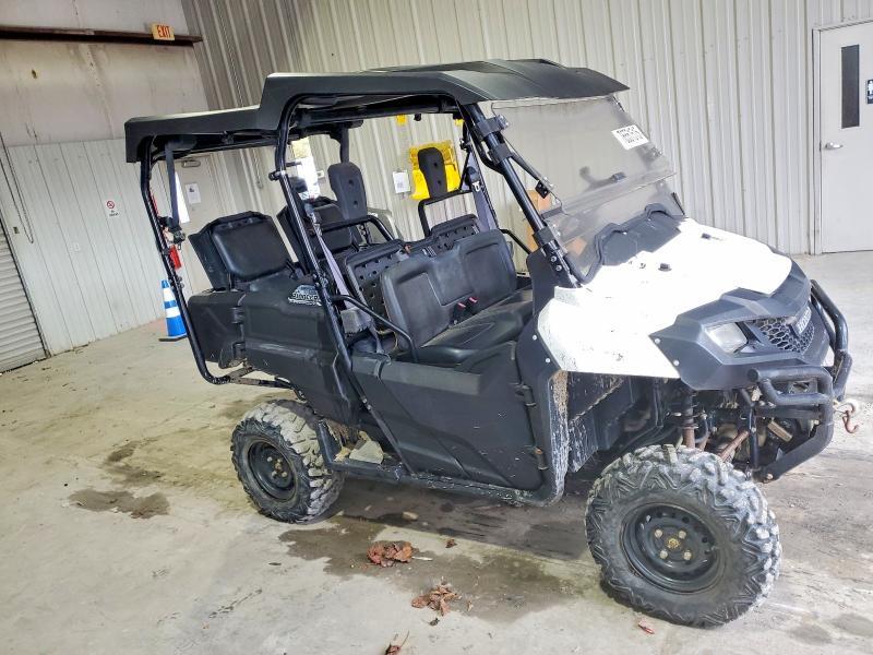 2015 Honda Pioneer 700 Golf Cart